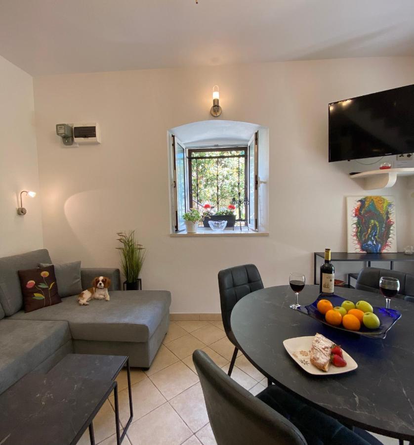 Mediterano Apartment - City Center Σπλιτ Εξωτερικό φωτογραφία